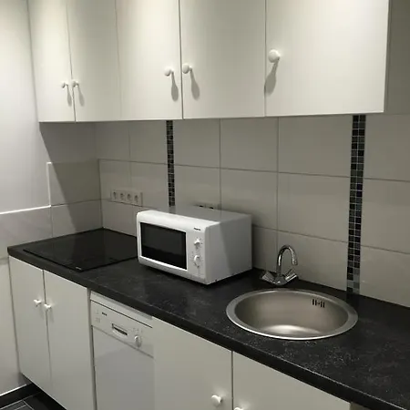 Kleine 5 - Feines Wohnen Auf Zeit Bed & Breakfast 2*