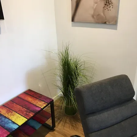 Bed & Breakfast Kleine 5 - Feines Wohnen Auf Zeit Rheinstetten