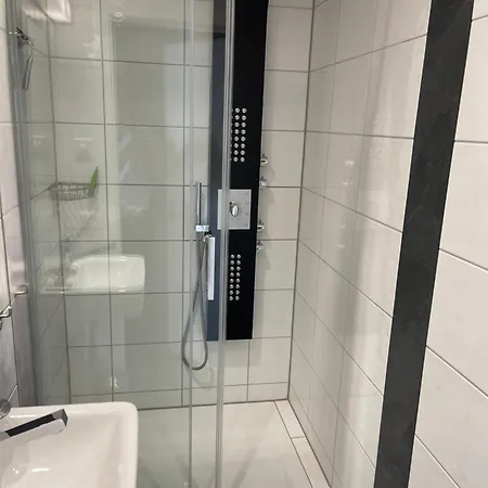 Kleine 5 - Feines Wohnen Auf Zeit Rheinstetten