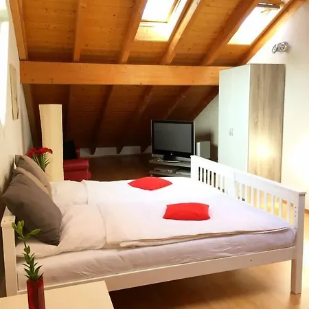 Bed & Breakfast Kleine 5 - Feines Wohnen Auf Zeit