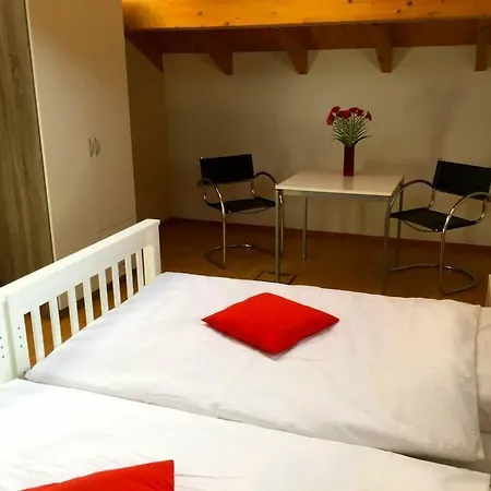 Bed & Breakfast Kleine 5 - Feines Wohnen Auf Zeit Rheinstetten