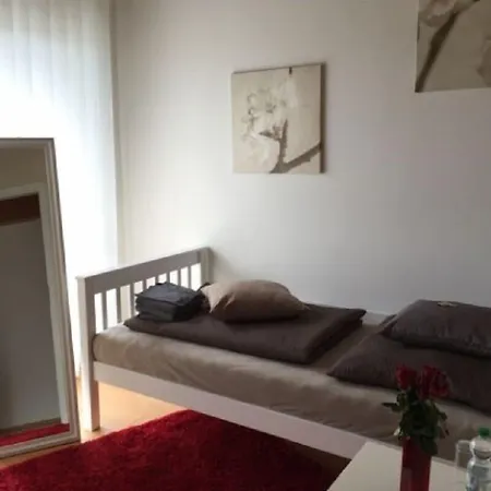 Bed & Breakfast Kleine 5 - Feines Wohnen Auf Zeit 2*