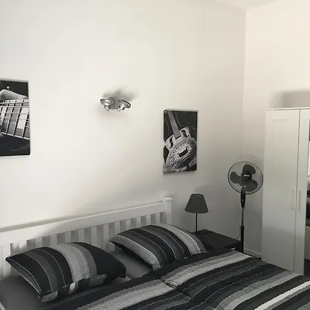 Kleine 5 - Feines Wohnen Auf Zeit Bed & Breakfast Rheinstetten