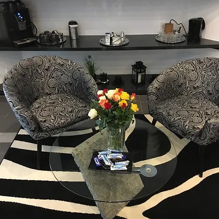 Kleine 5 - Feines Wohnen Auf Zeit Bed & Breakfast