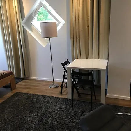 Bed & Breakfast Kleine 5 - Feines Wohnen Auf Zeit