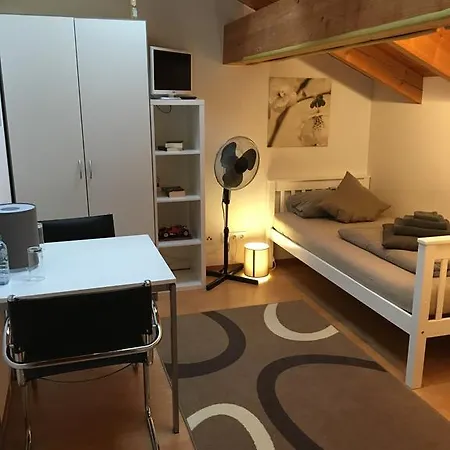 Bed & Breakfast Kleine 5 - Feines Wohnen Auf Zeit